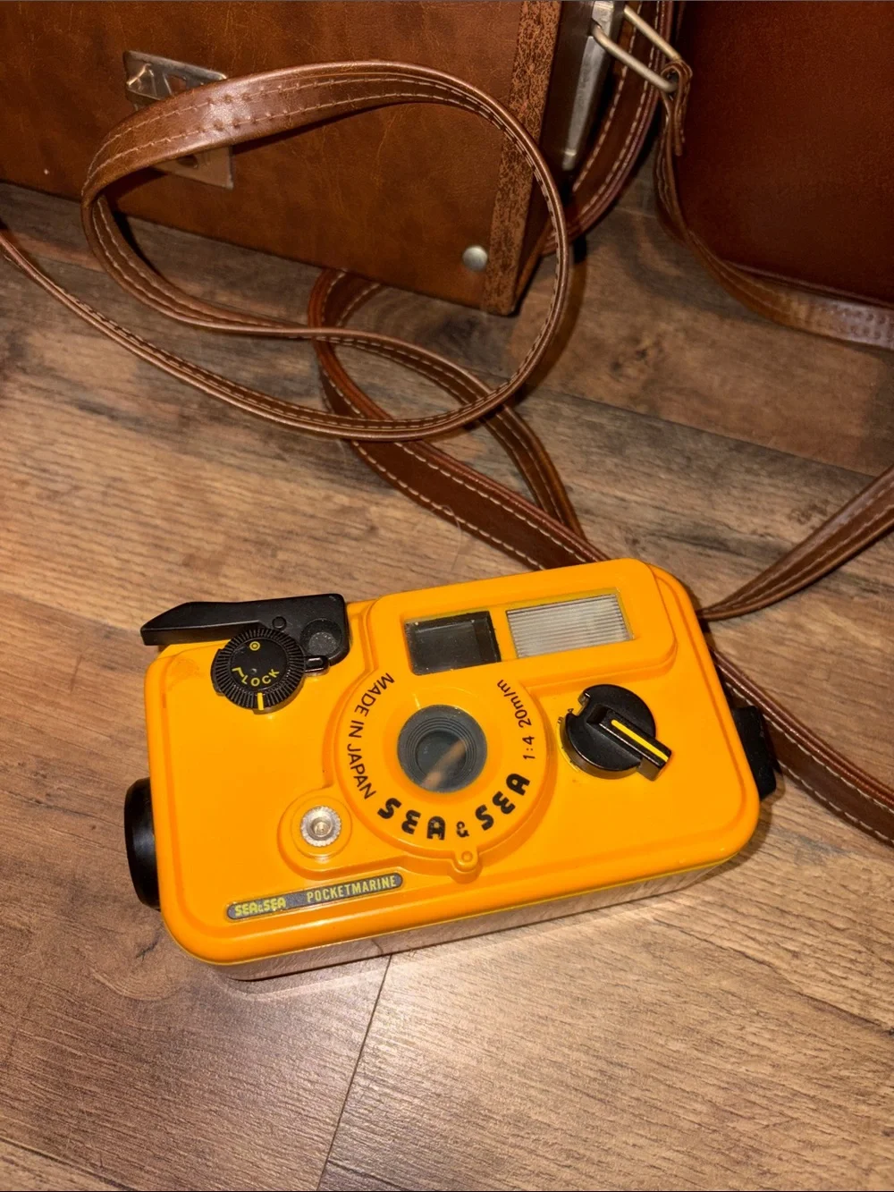 Vintage Camera Bundle Deal of 3 Pentax & Polaroid + Waterproof Camera